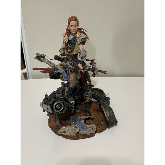 Horizon Zero Dawn Collectors Edition 9” Statue Huntress Figure Only 2007 - Picture 1 of 4